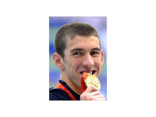 Phelps agiganta la leyenda: ganó su sexto oro en Beijing