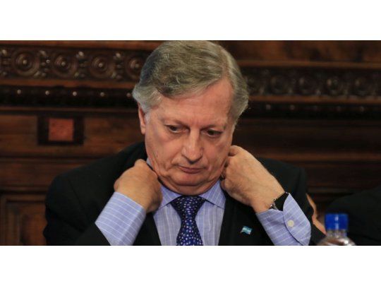 Juan José Aranguren sumó una nueva denuncia.