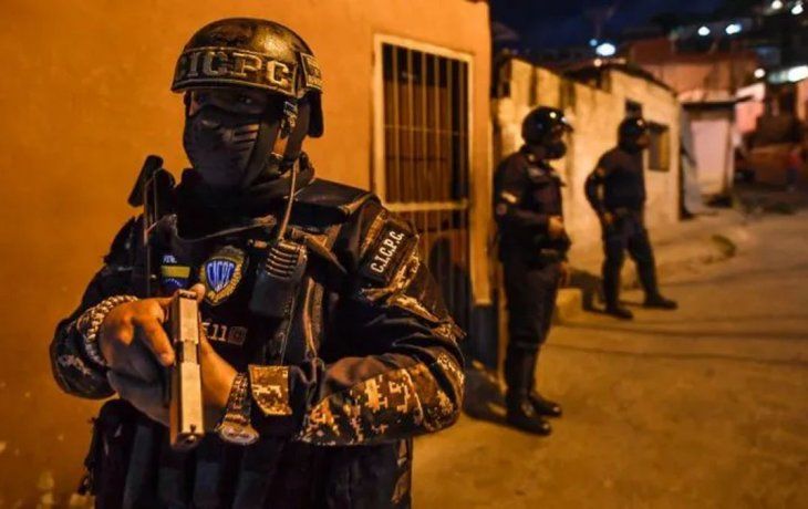 venezuela: maduro impuso cuarentena radical por 14 dias, con fuerte control policial