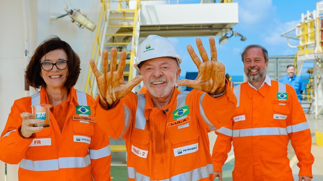 Estimaciones preliminares citadas por AP señalan que la cuenca podría contener hasta 10.000 millones de barriles de petróleo, con un valor potencial de unos u$s720.000 millones.