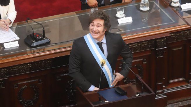 Javier Milei volvió a polarizar con Axel Kicillof en su discruso ante la Asamblea Legislativa.