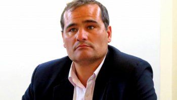 El diputado bonaerense, Guillermo Escudero busca la creación de una comisión investigadora por espionaje.
