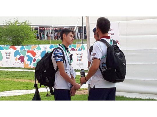 Sebastián Crismanich hablando con José Luis Acuña luego de su participación en Buenos Aires 2018.