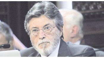 ámbito.com | Apuntados. Reglamentaron más herramientas para que la AFIP que dirige Abad avance sobre los que aún no se anotaron en el sinceramiento.