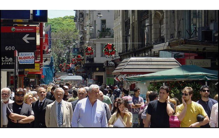 A nueve meses del inicio de la administración de Cambiemos, 46,5 rechaza el desempeño del Gobierno nacional y 30,2% lo acepta.