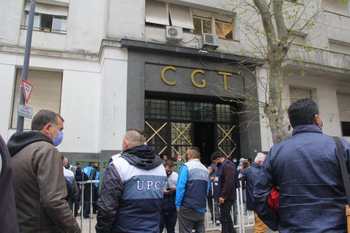 CGT: desorientada, sin agenda y en modo antón pirulero