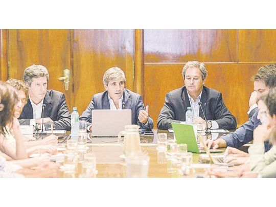Demanda. Caputo anticipó que la intención es dejar siempre posturas “insatisfechas” en las colocaciones para que los títulos argentinos “queden demandados” y, con esto, se haga más profundo el mercado para la Argentina.