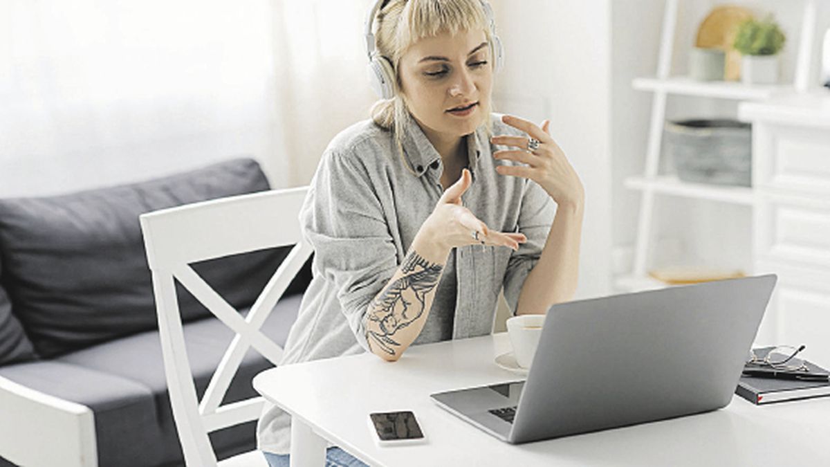 Radio in the digital age: the most used platform is traditional radio