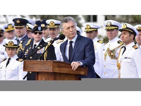Macri durante el acto en homenaje al cumplirse un año de la desaparición del submarino.