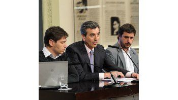 ámbito.com | Axel Kicillof, Florencio Randazzo y Gustavo Lipovich, durante la conferencia de prensa en la Casa de Gobierno.