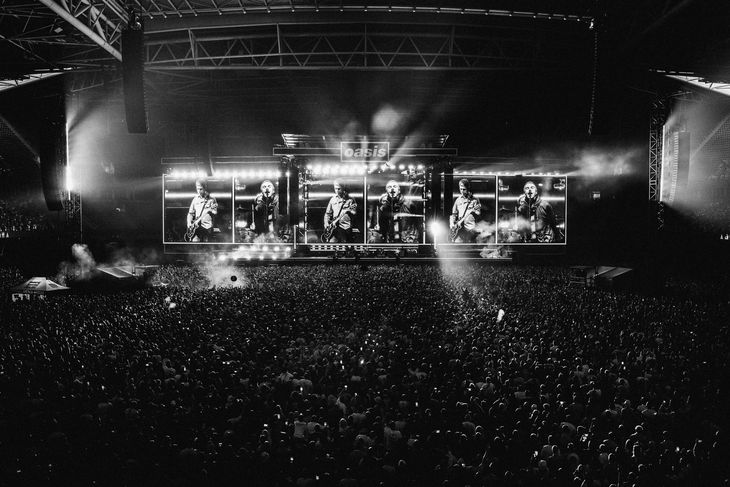 70,000 people said present at the Cardiff Stadium. 70,000 people said present at the Cardiff Stadium.