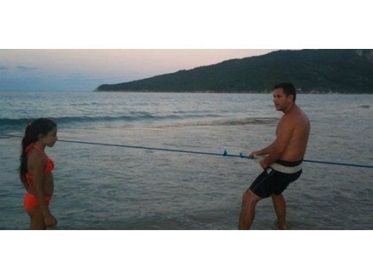 Javier Caballero desapareció en Florianópolis junto a su hija Trinidad de 7 años.