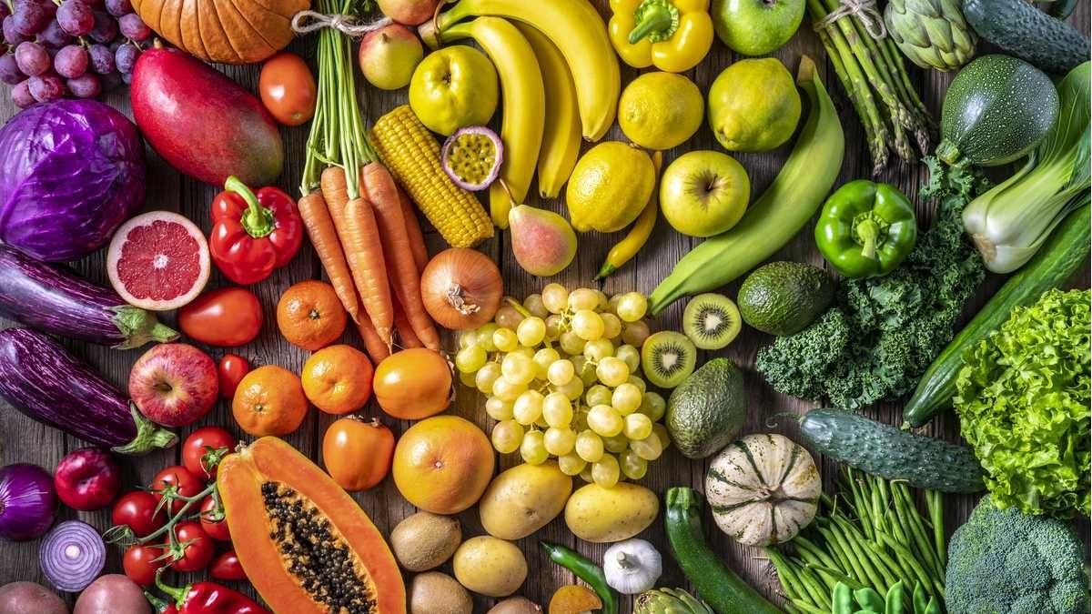 “The golden fruit”: this superfood is crucial to staying young and taking care of your health