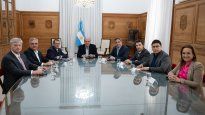 Gobernadores se reúnen con Francos en Casa Rosada para discutir la caída de la copartipación.
