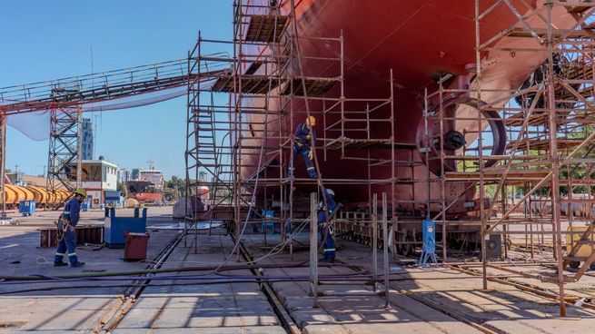 Las cámaras de la industria pesquera lanzaron una convocatoria laboral y buscan refundar al sector.