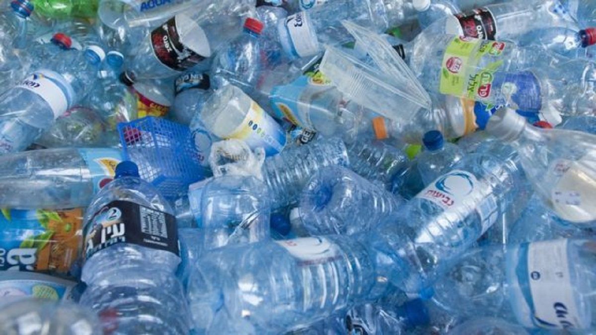 The UN proposes to drastically reduce plastic waste by 2040