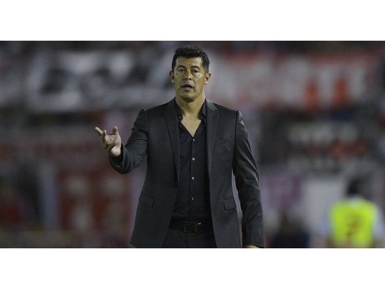 Almirón habló del silencio de la hinchada de River.