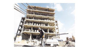 La Autoridad Palestina construye en Ramala un complejo que será sede de siete de sus ministerios. La ciudad cisjordana luce cada vez más como una urbe pujante, capaz de convertirse en capital de un futuro Estado.