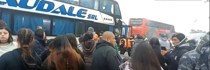 La policía controla los accesos a la Ciudad de Buenos Aires. La policía controla los accesos a la Ciudad de Buenos Aires. 