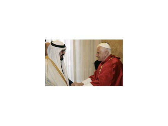 Reunión histórica entre el Papa y el rey de Arabia Saudita