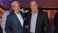Estos hermanos han invertido millones a lo largo de sus vidas y hoy cuentan con gran parte de la isla española.