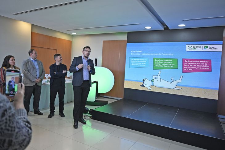 Juan Cuattromo, durante la presentación de los beneficios de Cuenta DNI y el programa “Tu préstamo acá: Especial Verano”, orientados a impulsar el turismo y el consumo