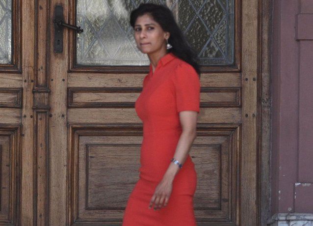 Gita Gopinath, number 2 at the IMF, at Casa Rosada.  She expressed to Argentina the organization's concerns about the social effects of the adjustment.