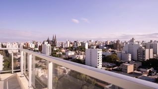 Vista hacia el centro de La Plata, la capital de la provincia donde se espera que la actividad inmobiliaria vuelva a recuperarse para el cierre de 2026.