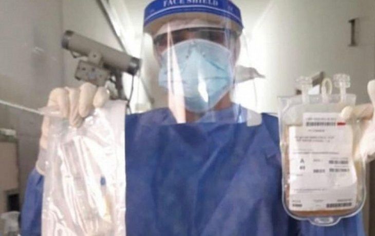 El plasma, administrado dentro de las 72 horas, mostró eficacia en adultos mayores con Covid-19