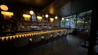 Desde Chacarita hasta Palermo, distintos espacios porteños preparan noches especiales con coctelería de autor, DJs invitados y reinterpretaciones de clásicos internacionales. Desde Chacarita hasta Palermo, distintos espacios porteños preparan noches especiales con coctelería de autor, DJs invitados y reinterpretaciones de clásicos internacionales.