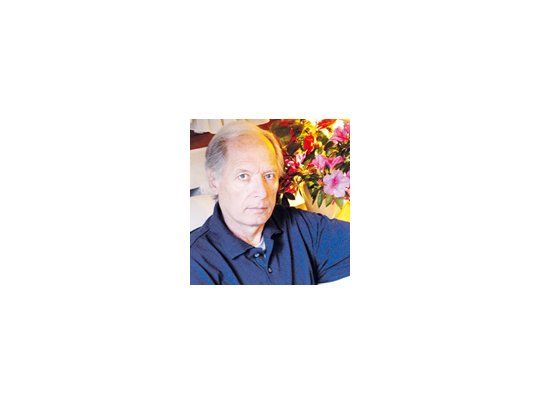 Tras «Los científicos nazis en la Argentina», Carlos de Nápoli escribió «La fórmula de la eterna juventud y otros experimentos nazis», a partir de «un memorandum de Joseph Mengele a su socia y testaferro en Buenos Aires».