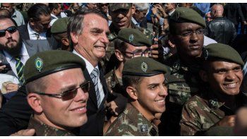ámbito.com | Bolsonaro, un líder construido en pos de un nuevo proyecto de poder militar