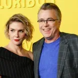 Rhea Seehorn y Vince Gilligan. Rhea Seehorn y Vince Gilligan.
