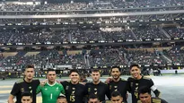 La selección mexicana de fútbol.