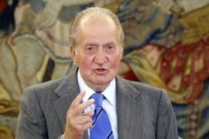 A sus 86 años, el rey Juan Carlos I sigue dando que hablar por su historial amoroso. A sus 86 años, el rey Juan Carlos I sigue dando que hablar por su historial amoroso.