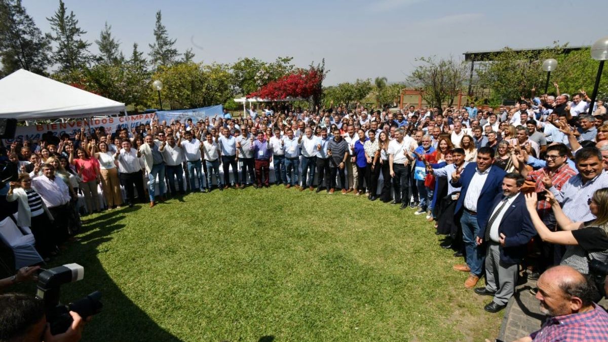 Tucumán: Peronist leaders renewed support for Governor Osvaldo Jaldo at a PJ summit