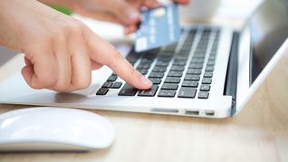 El ticket promedio de compras en comercio electrónico se mantiene estable en 1.290 pesos, lo que indica que el crecimiento se debe a que la gente compra más seguido, no más caro.