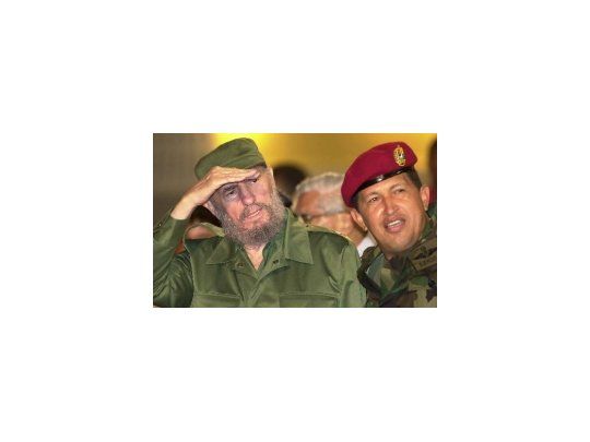 Fidel Castro junto a Hugo Chávez.