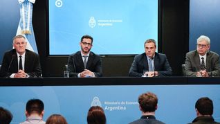 La mesa se formalizó el martes con los nuevos anuncios.&nbsp;