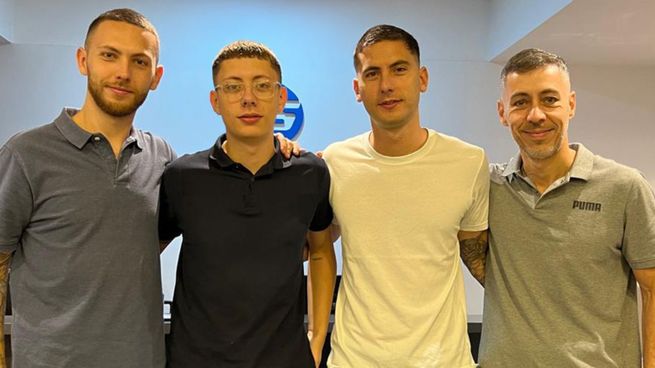 Jorge Soto con sus hijos Mateo, Tadeo y Martín, hoy al frente de las distintas áreas del negocio: finanzas, comercialización, desarrollo y servicio postventa.