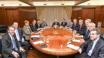 Luis Caputo junto a su equipo ecónomico se reunió con Kristalina Georgieva.