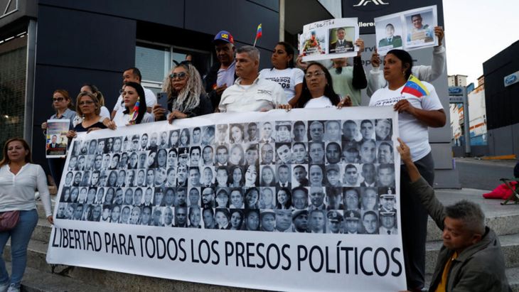 Familiares y activistas reclaman transparencia y avances concretos en la liberación de presos políticos. Familiares y activistas reclaman transparencia y avances concretos en la liberación de presos políticos.