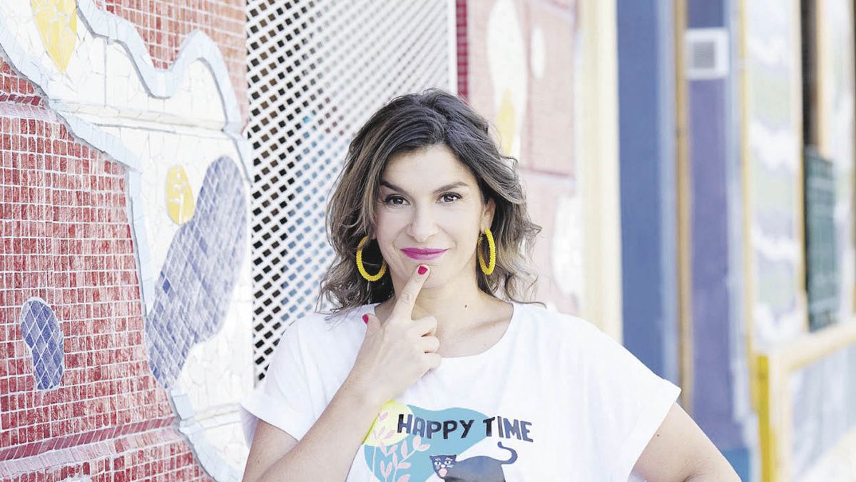 Dalia Gutmann: “Stand up attracts a non-theatrical audience”