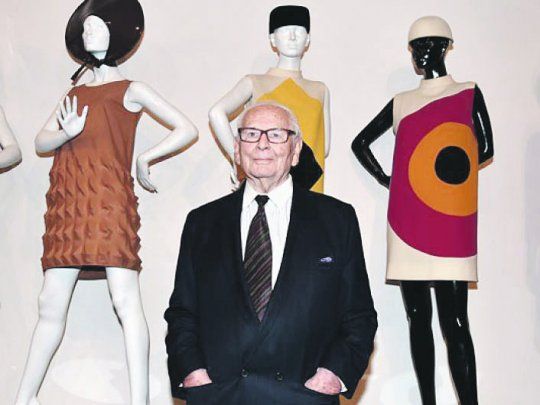 Polémico. El modelo de negocios de Pierre Cardin tuvo detractores. 