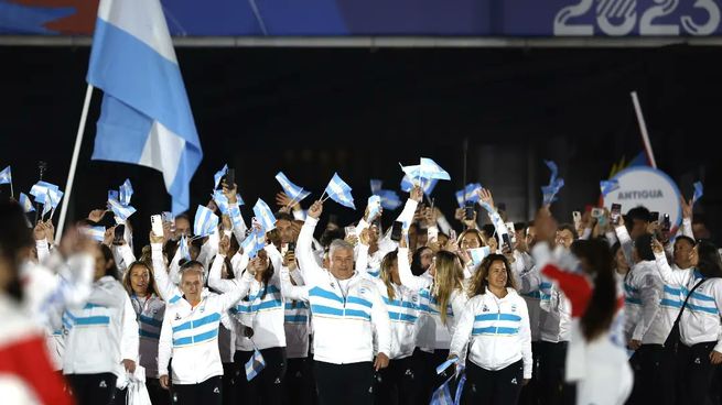 En el desglose de las preseas conseguidas por los atletas argentinos, 17 fueron doradas, 25 de plata y 33 de bronce.