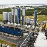 UPM busca incrementar en 200.000 toneladas al año su producción de celulosa en Fray Bentos. UPM busca incrementar en 200.000 toneladas al año su producción de celulosa en Fray Bentos.