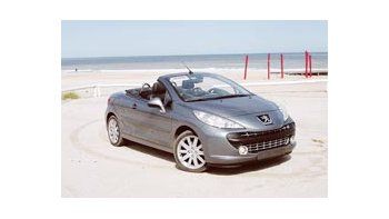 ámbito.com | De coupé a cabriolet con sólo un botón