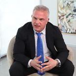 “La incorporación de Societe Generale supone un paso importante para el avance del proyecto Los Azules hacia la fase de construcción”, destacó Michael Meding, vicepresidente de McEwen Copper y gerente general de Los Azules. “La incorporación de Societe Generale supone un paso importante para el avance del proyecto Los Azules hacia la fase de construcción”, destacó Michael Meding, vicepresidente de McEwen Copper y gerente general de Los Azules.
