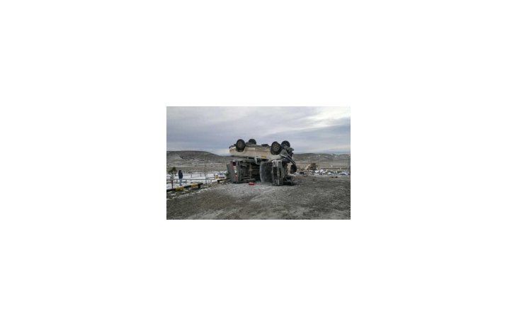 Obreros del gremio de la construcción que tomaron el yacimiento Cerro Dragón provocaron destrozos en la planta.