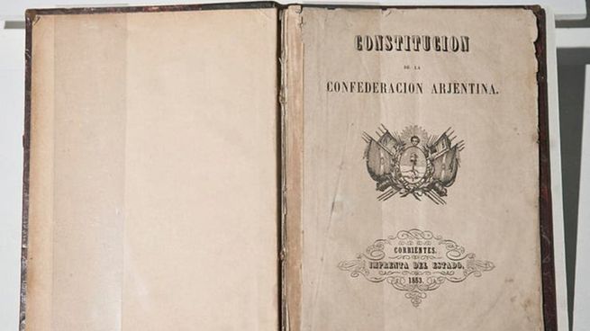 El Senado exhibirá la Constitución Nacional de 1853 en edición facsimilar y en versión en braille.